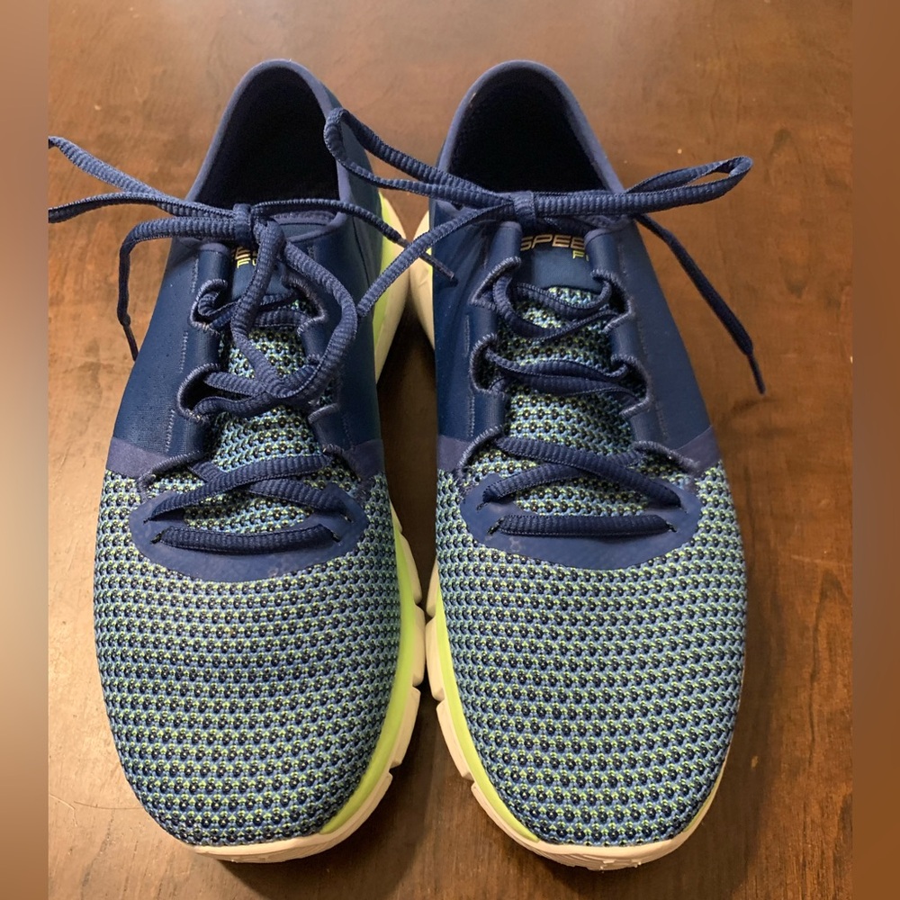 Women’s Under Armour Speedform Fortis 2 Running Shoes, Size 9